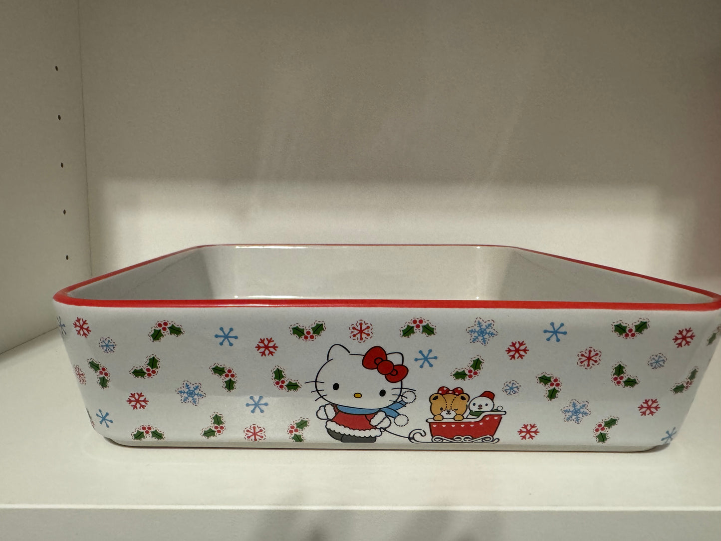 HK White Stocking Baking Dish